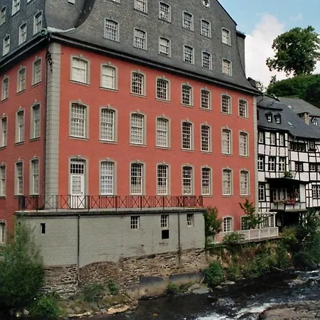 Holiday home Schoene Aussicht Am Eifelsteig Monschau