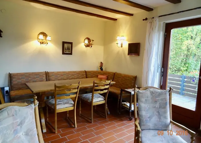 Schoene Aussicht Am Eifelsteig 蒙绍