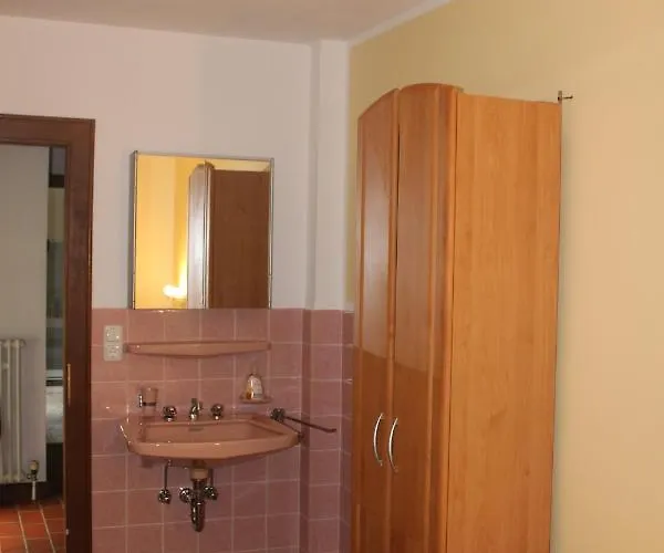 度假居 Schoene Aussicht Am Eifelsteig 蒙绍